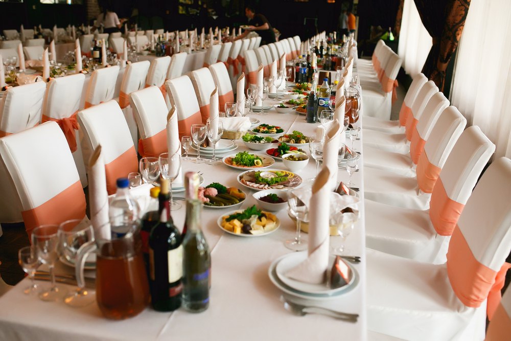 Tablescape wedding organized by an event planner.